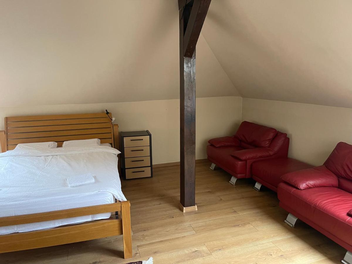 Yamalux - The Attics - In Buna Ziua Cluj-Napoca