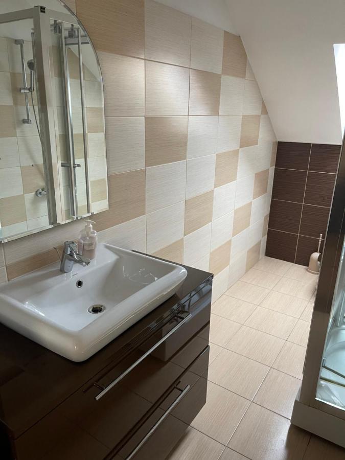 Yamalux - The Attics - In Buna Ziua